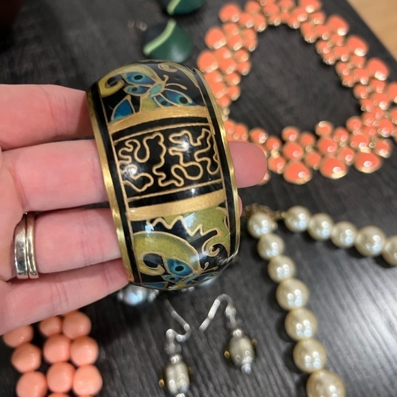 Beads statement necklaces earrings bracelets costume jewelry bundle - Picture 6 of 11